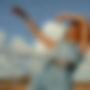 girl.blur.jpg